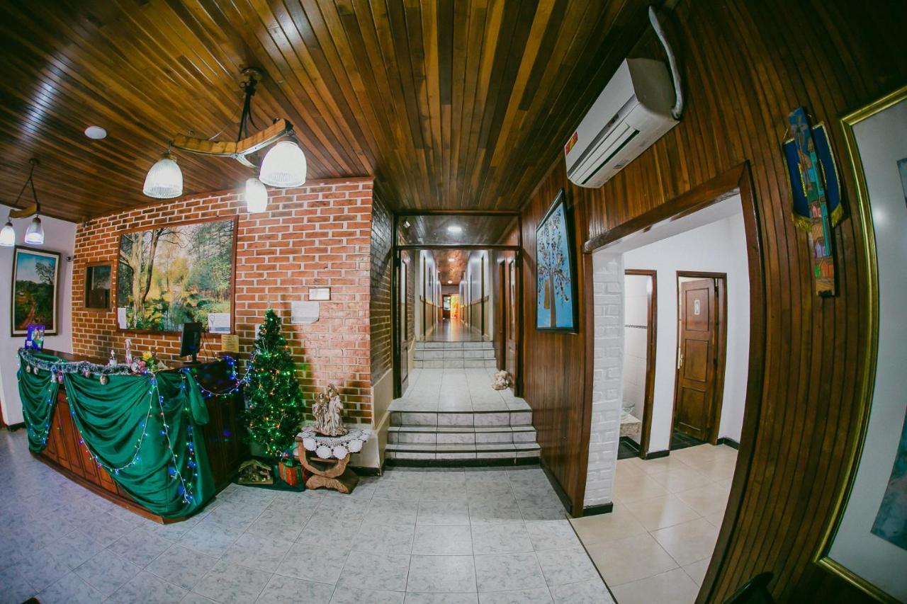 Hotel Tierra Colorada Puerto Iguazú Kültér fotó
